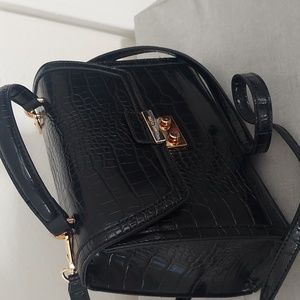 Anne Klein black purse